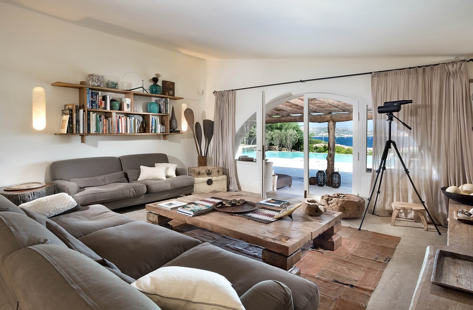 klasična dnevna soba